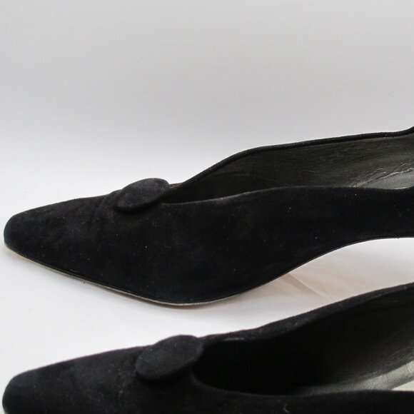 L Miller black suede 2-2.5 heel with button detail in 8.5AA - Picture 5 of 8
